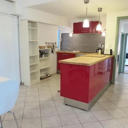 Schwanenhof Apartman *