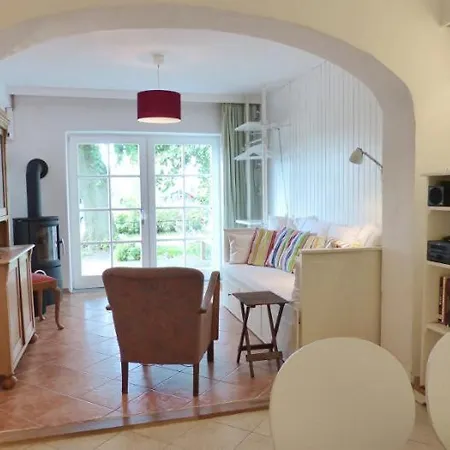 Schwanenhof Apartman *